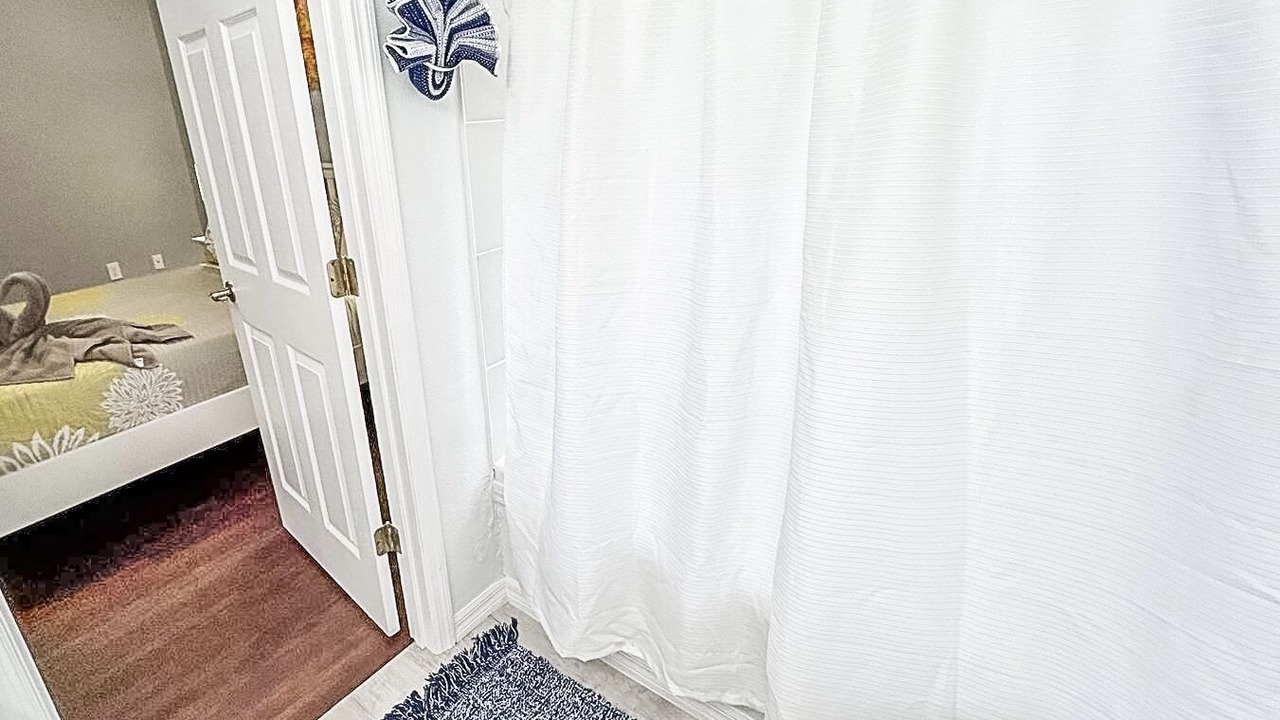 Photo of Bathroom in Eagle Pointe South