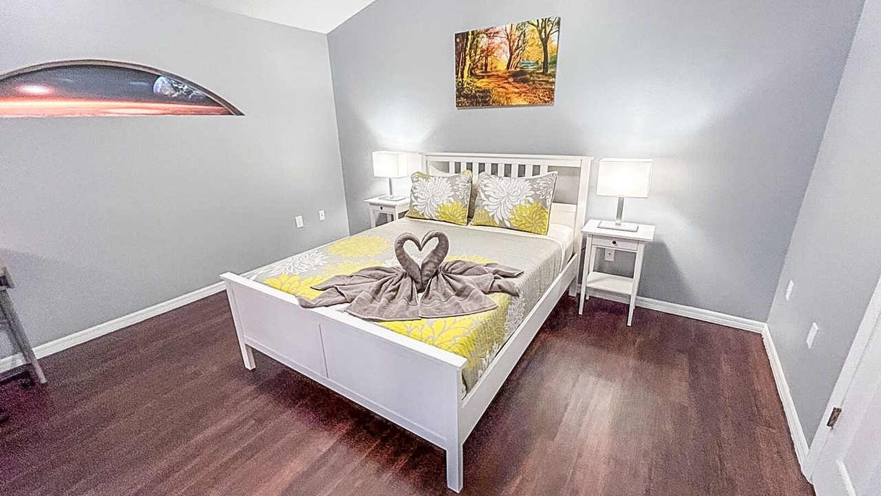 Photo of Bedroom in Eagle Pointe South