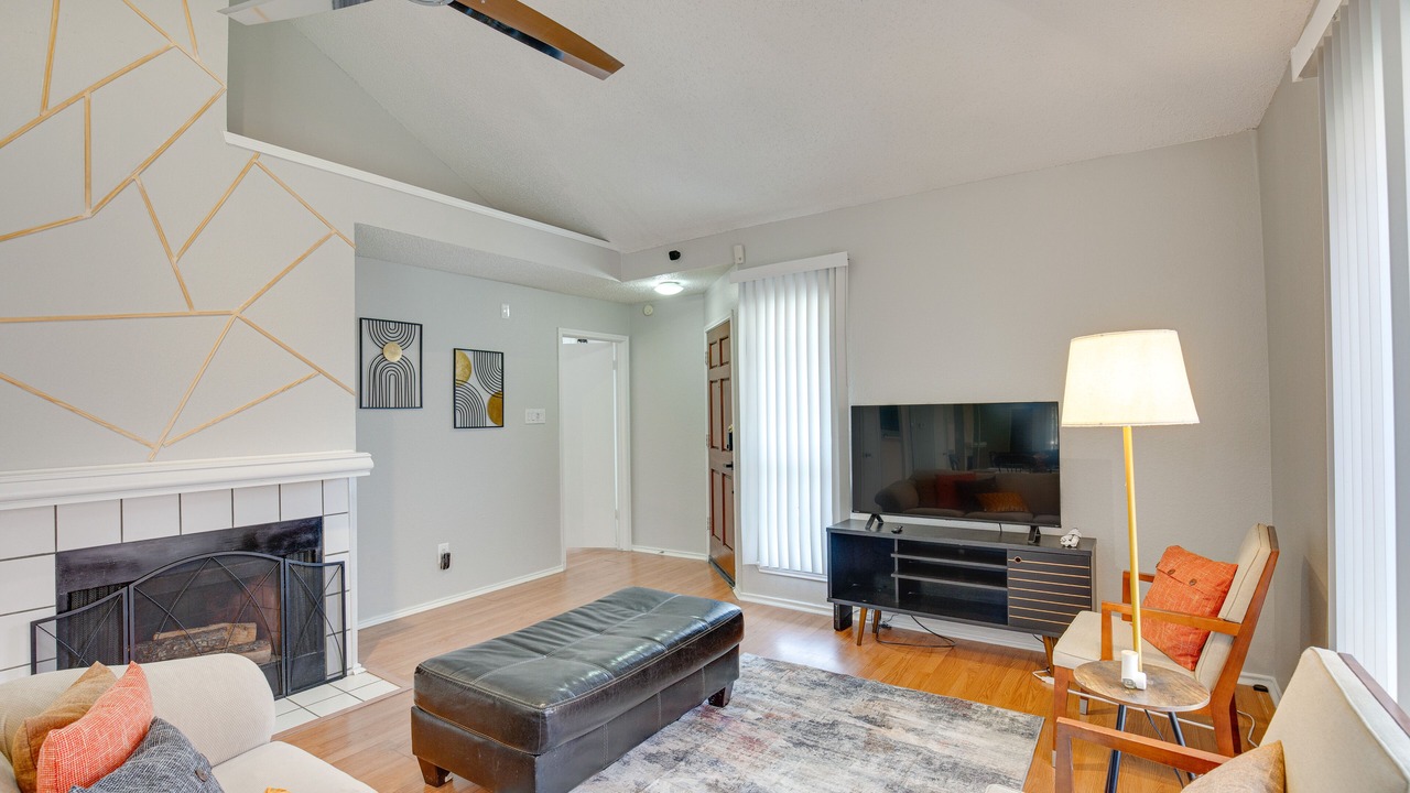Photo of Bedroom in North Central Carrollton