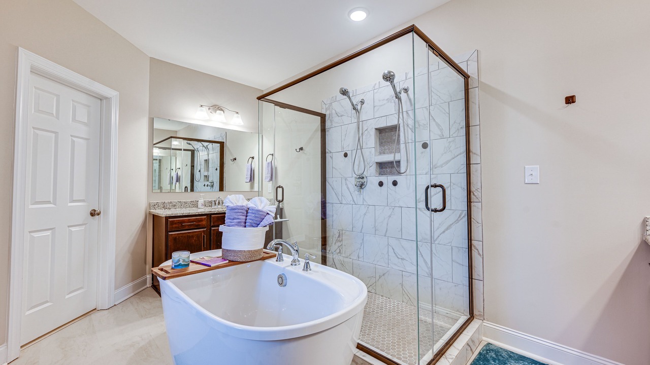 Photo of Bathroom in Roaring River