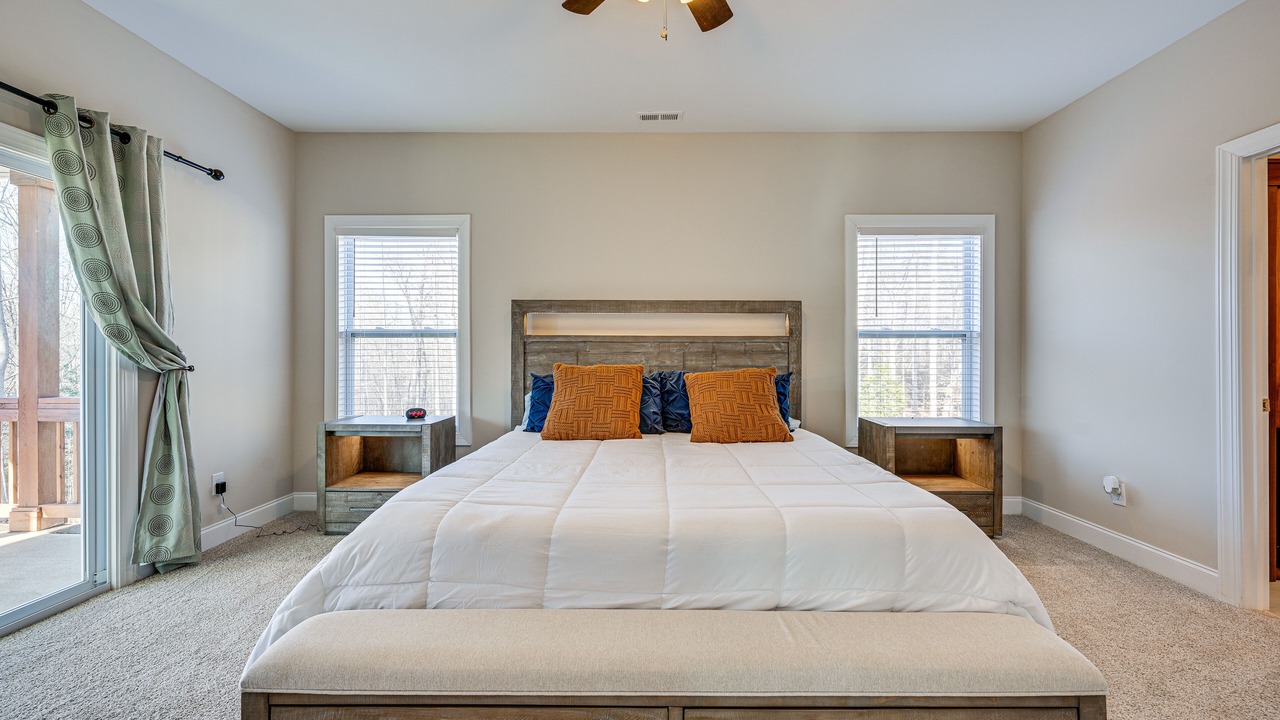 Photo of Bedroom in Roaring River