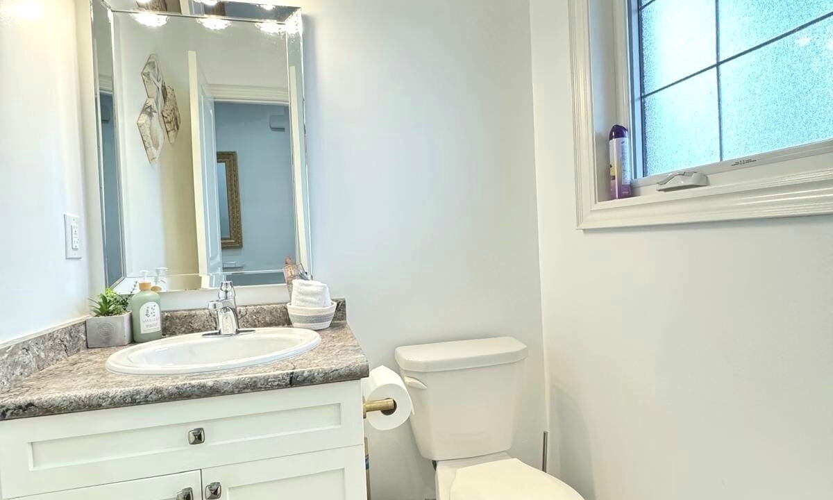 Photo of Bathroom in Niagara Falls