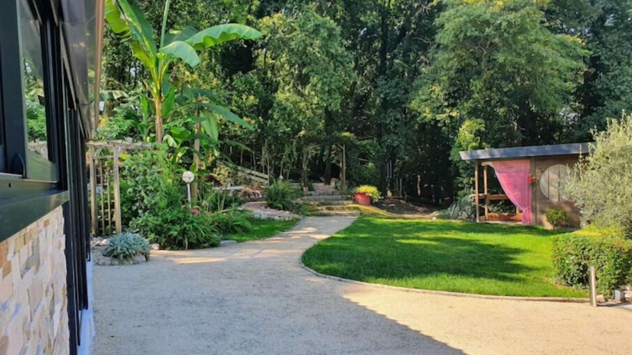 Photo of Outdoor in Moirax