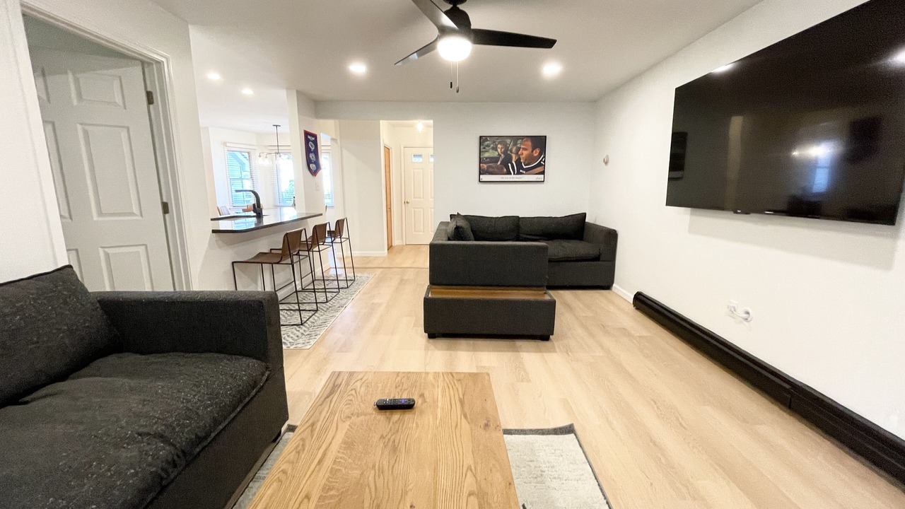 Photo of Livingroom in Orchard Park