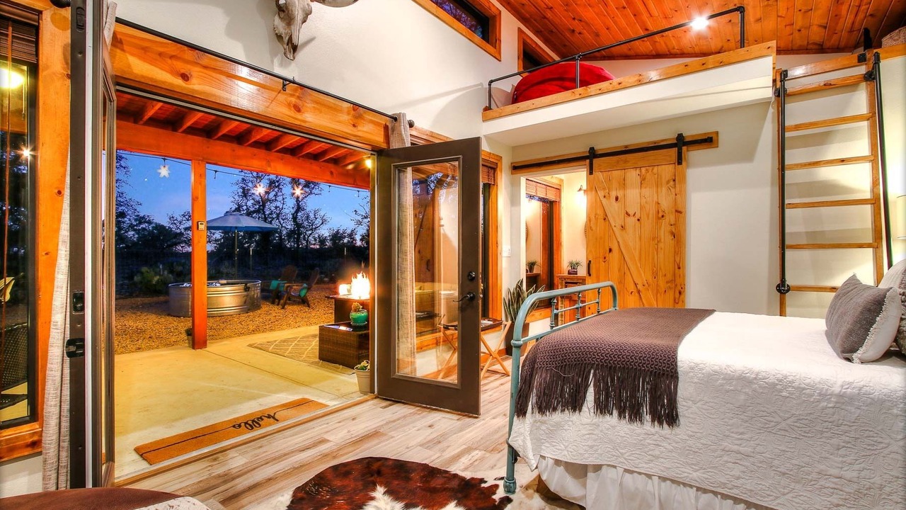 Photo of Bedroom in Hondo