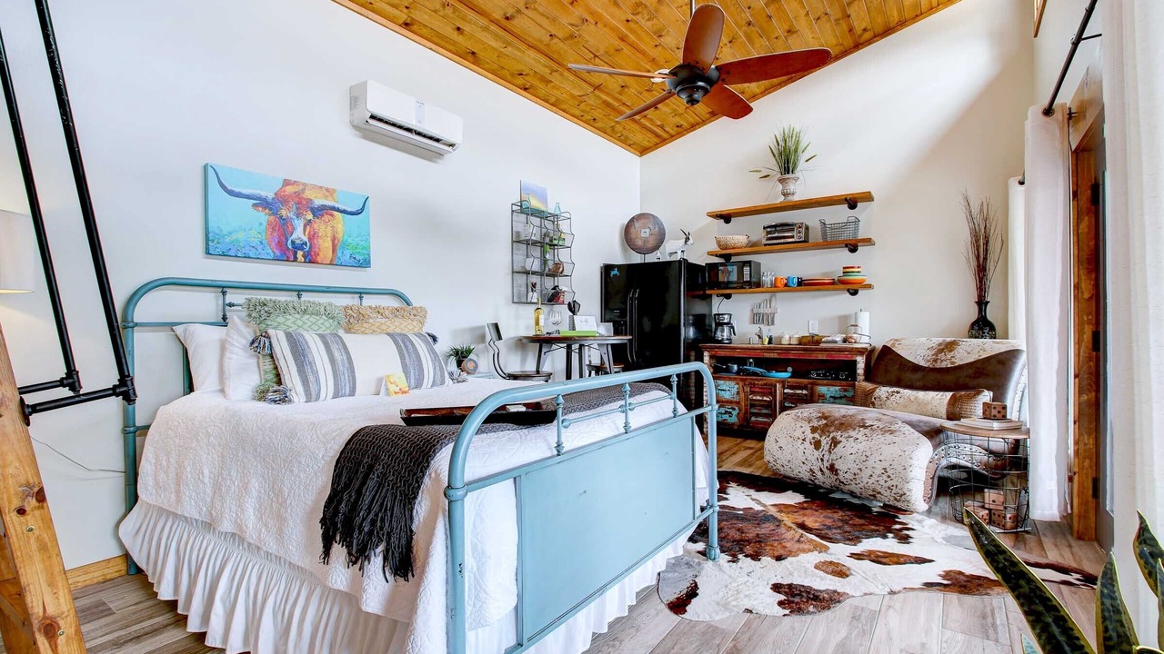 Photo of Bedroom in Hondo