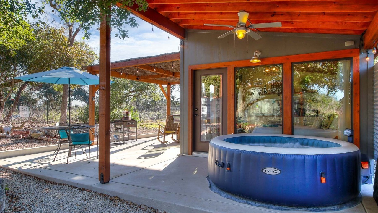 Photo of Patio Balcony in Hondo