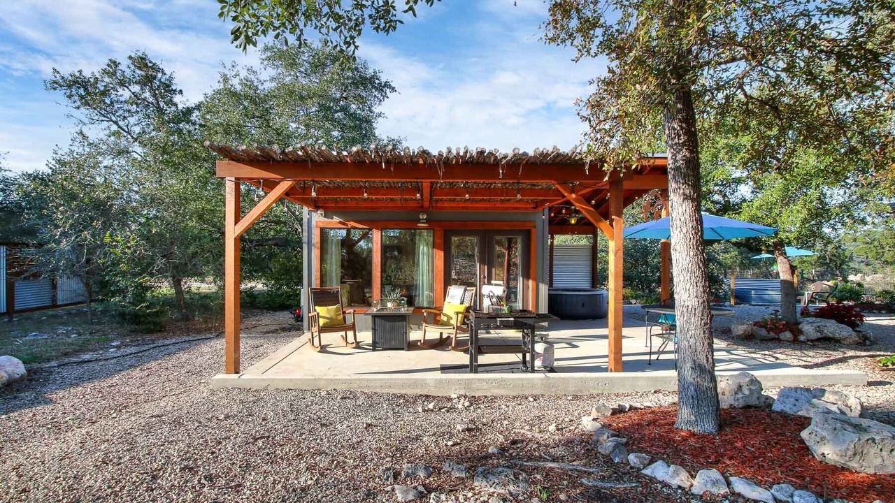 Photo of Patio Balcony in Hondo