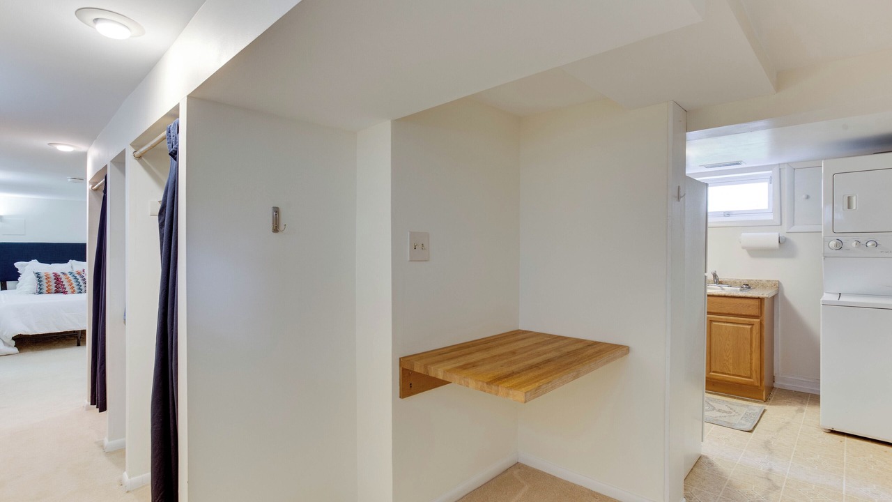 Photo of Bedroom in Potomac West