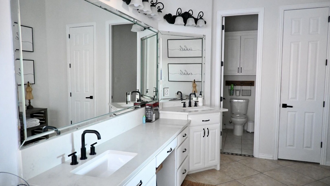 Photo of Bathroom in Southwest Carrollton