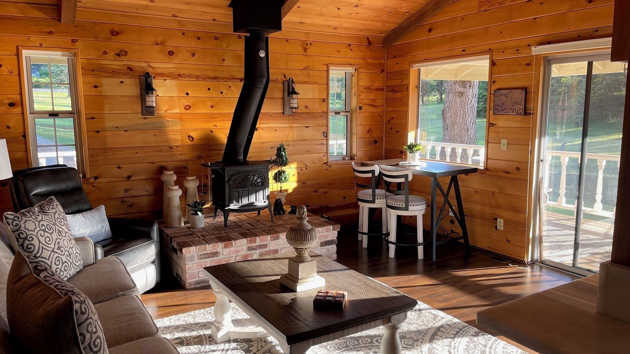 Photo of Bedroom in Apple Hill