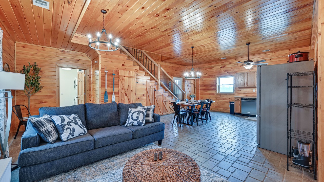 Photo of Livingroom in Bee Spring