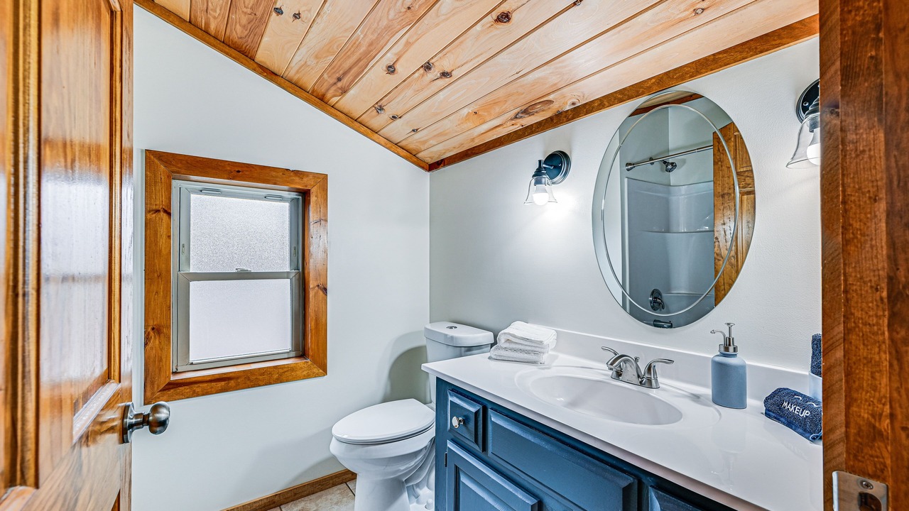 Photo of Bathroom in Bee Spring