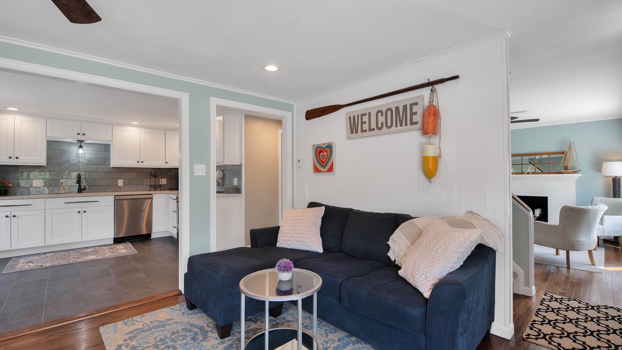 Photo of Livingroom in Old Saybrook