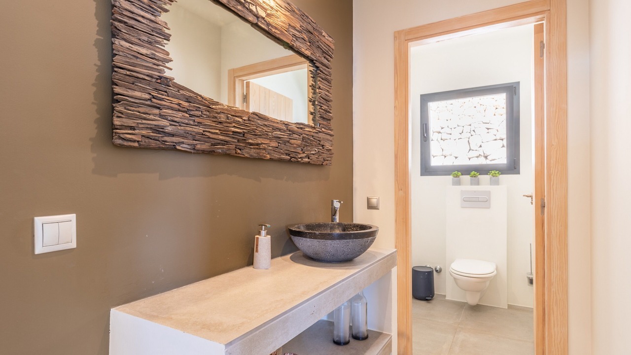 Photo of Bathroom in Benimeit