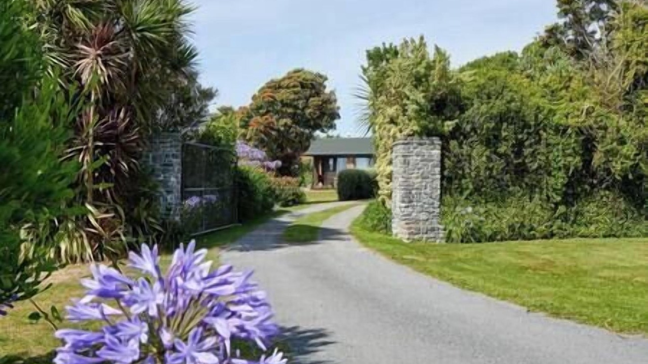 Photo of Others in Hapuku