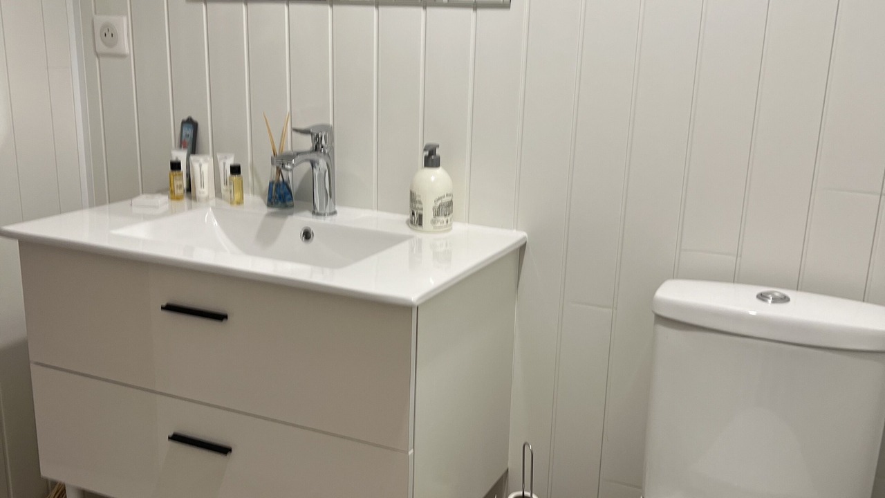 Photo of Bathroom in Saint-Loup-Lamaire