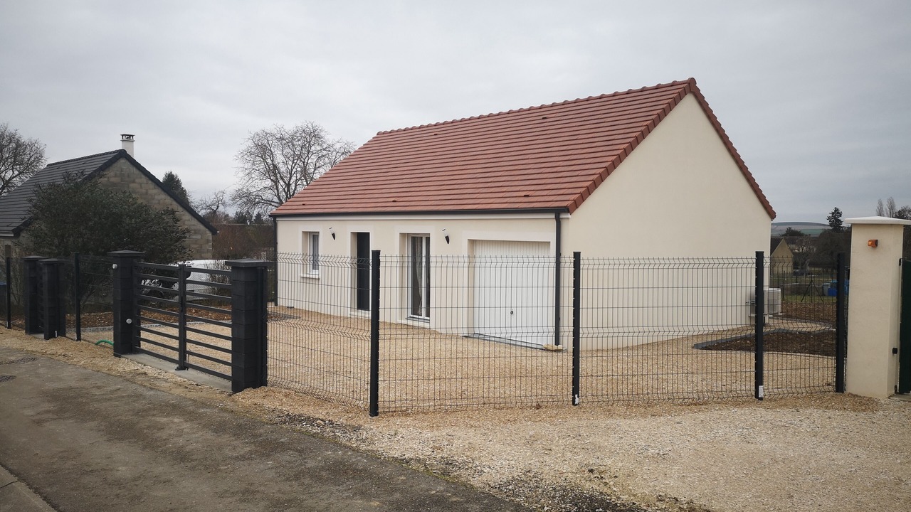 Photo of Outdoor in Montholon