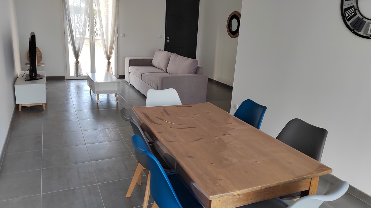 Photo of Others in Montholon