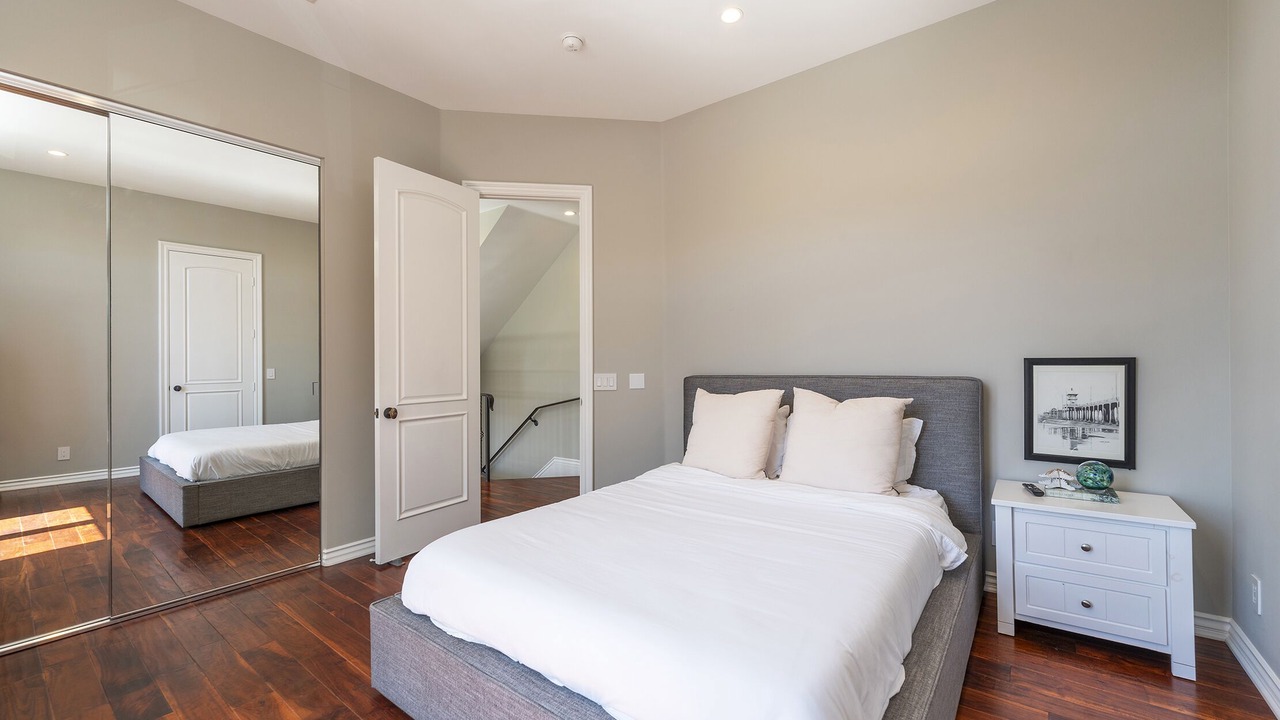 Photo of Bedroom in Huntington Beach