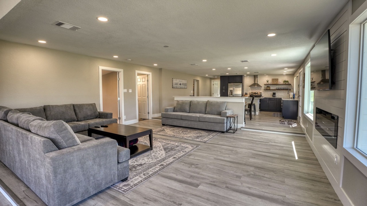 Photo of Livingroom in Burnet