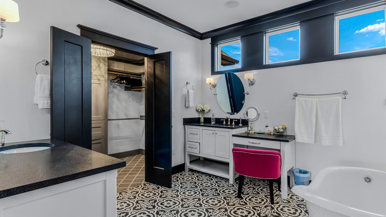 Photo of Bathroom in Lindale