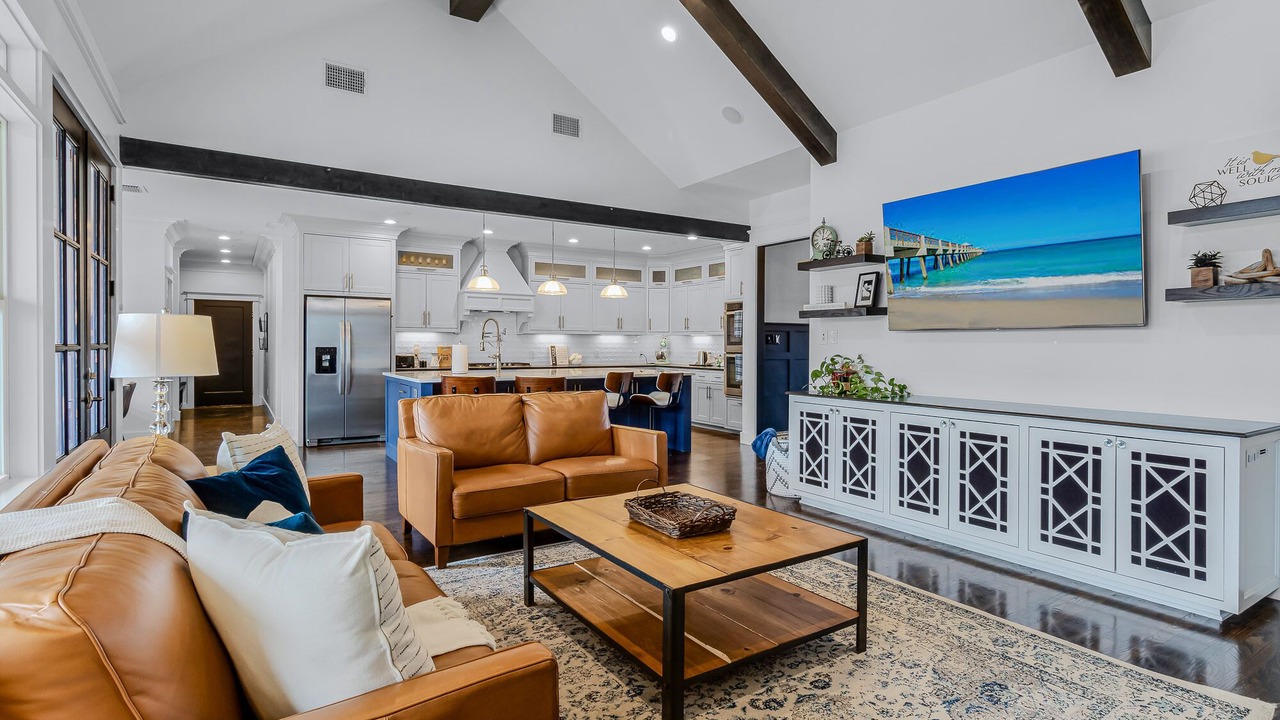 Photo of Livingroom in Lindale