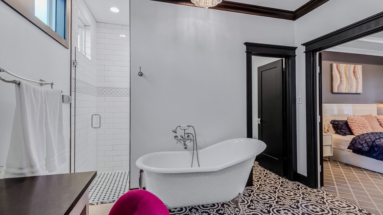 Photo of Bathroom in Lindale