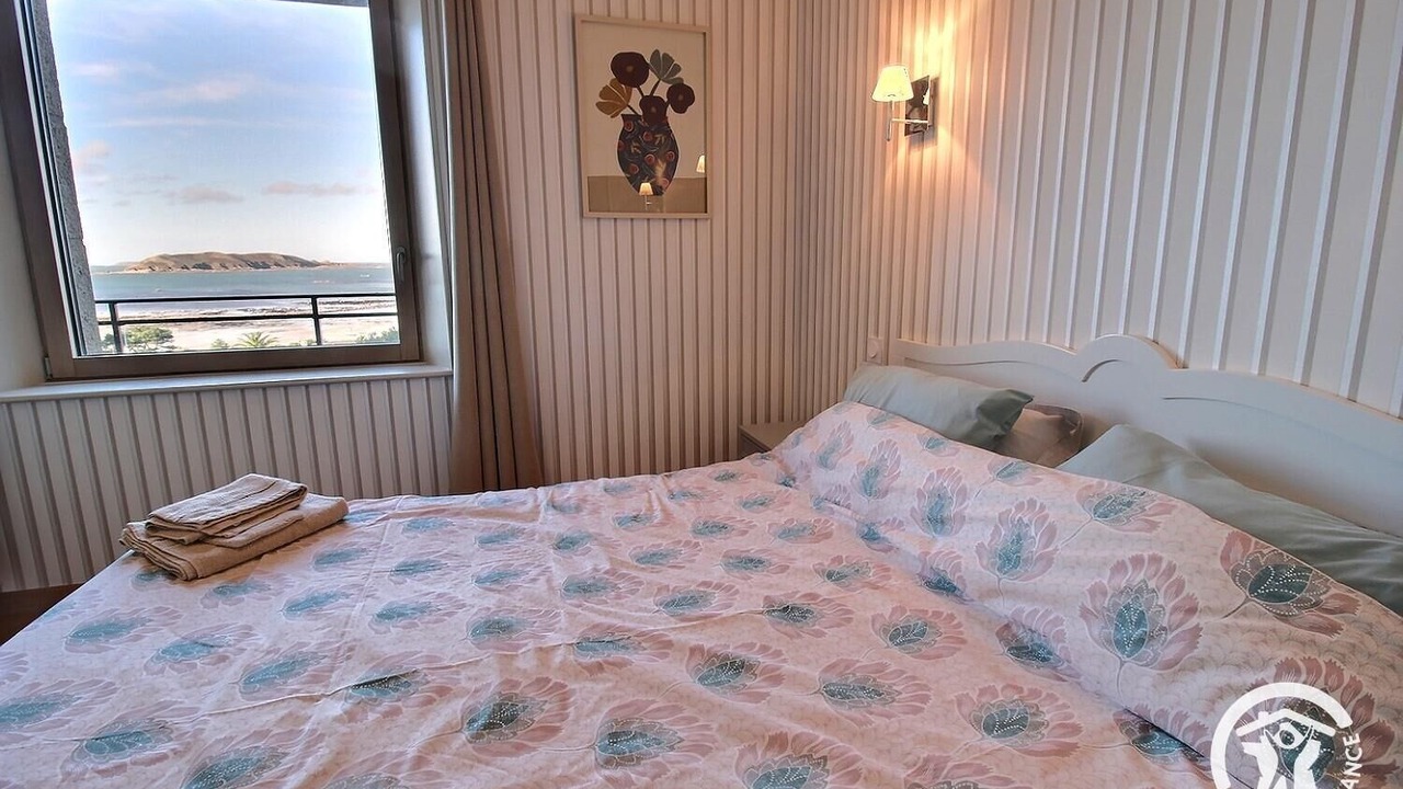 Photo of Bedroom in Trelevern