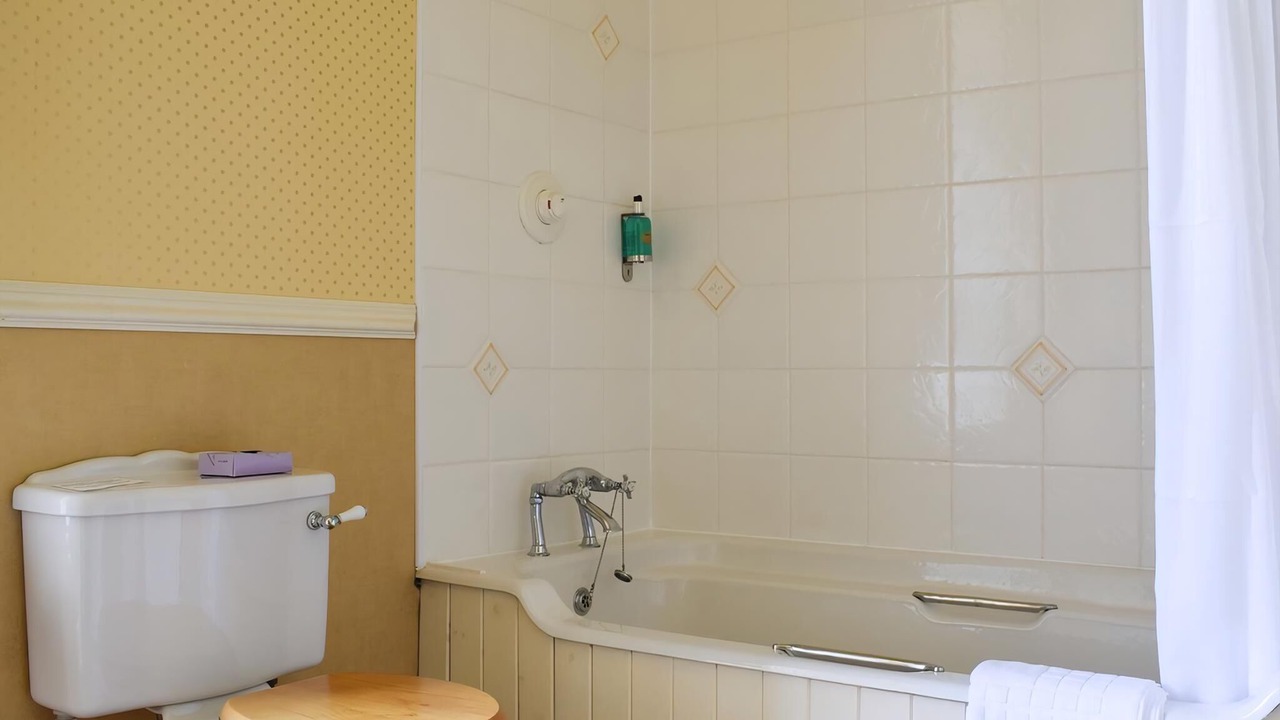 Photo of Bathroom in Milton