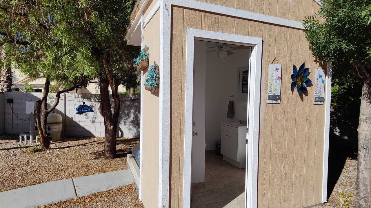 Photo of Outdoor in Sunrise Manor