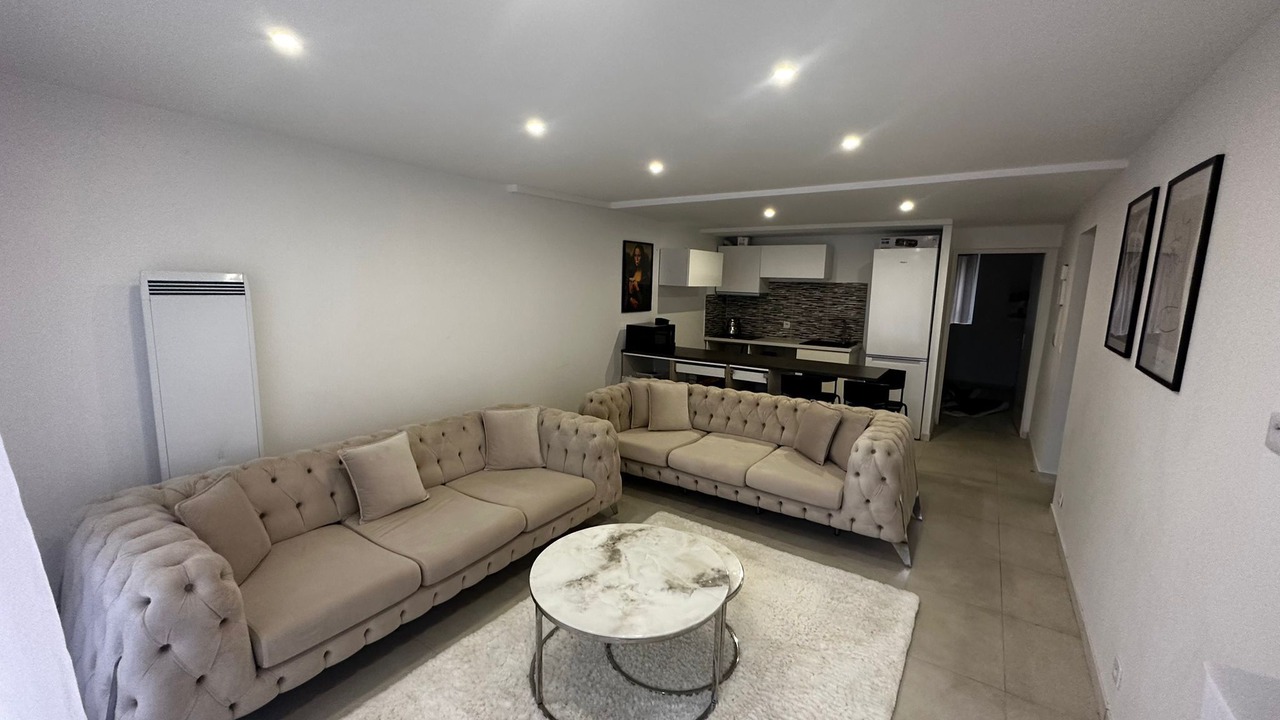 Photo of Livingroom in Argenteuil