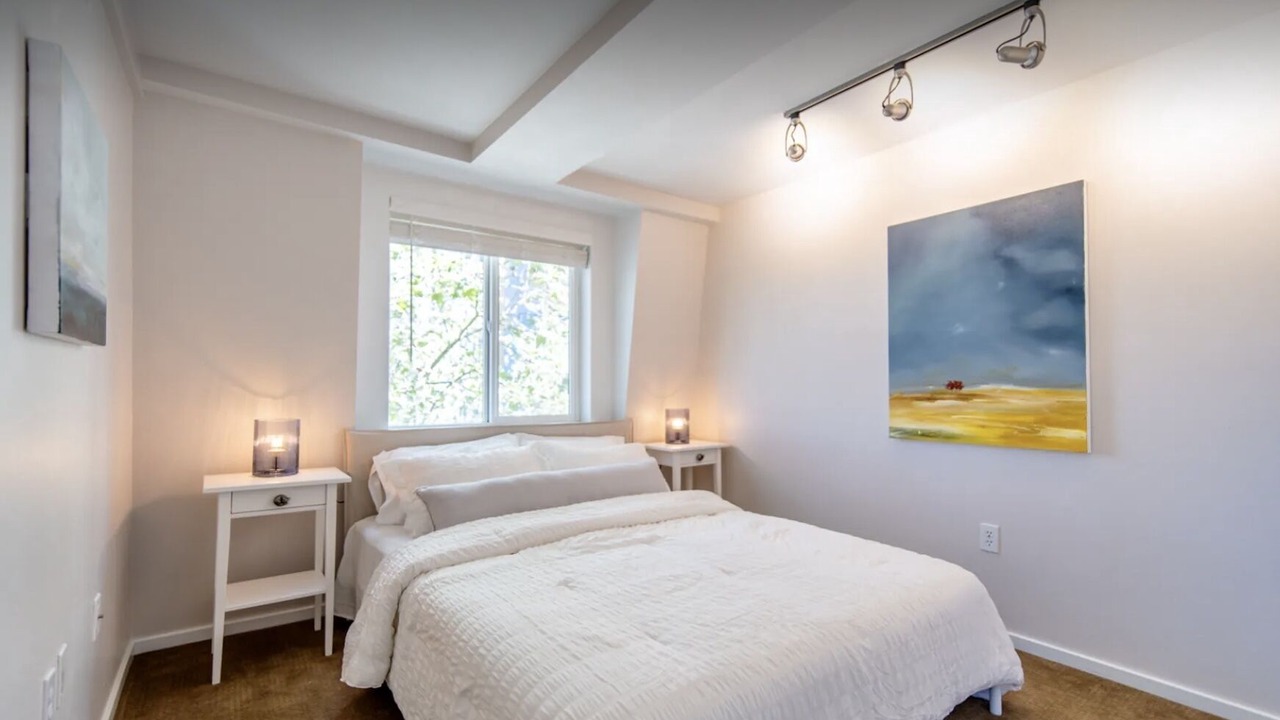 Photo of Bedroom in Belltown