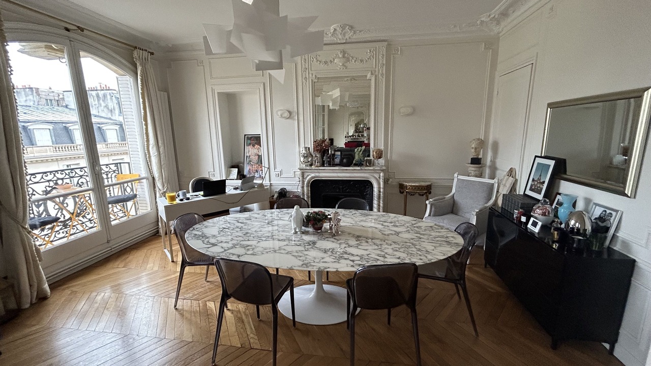 Photo of Others in Grenelle