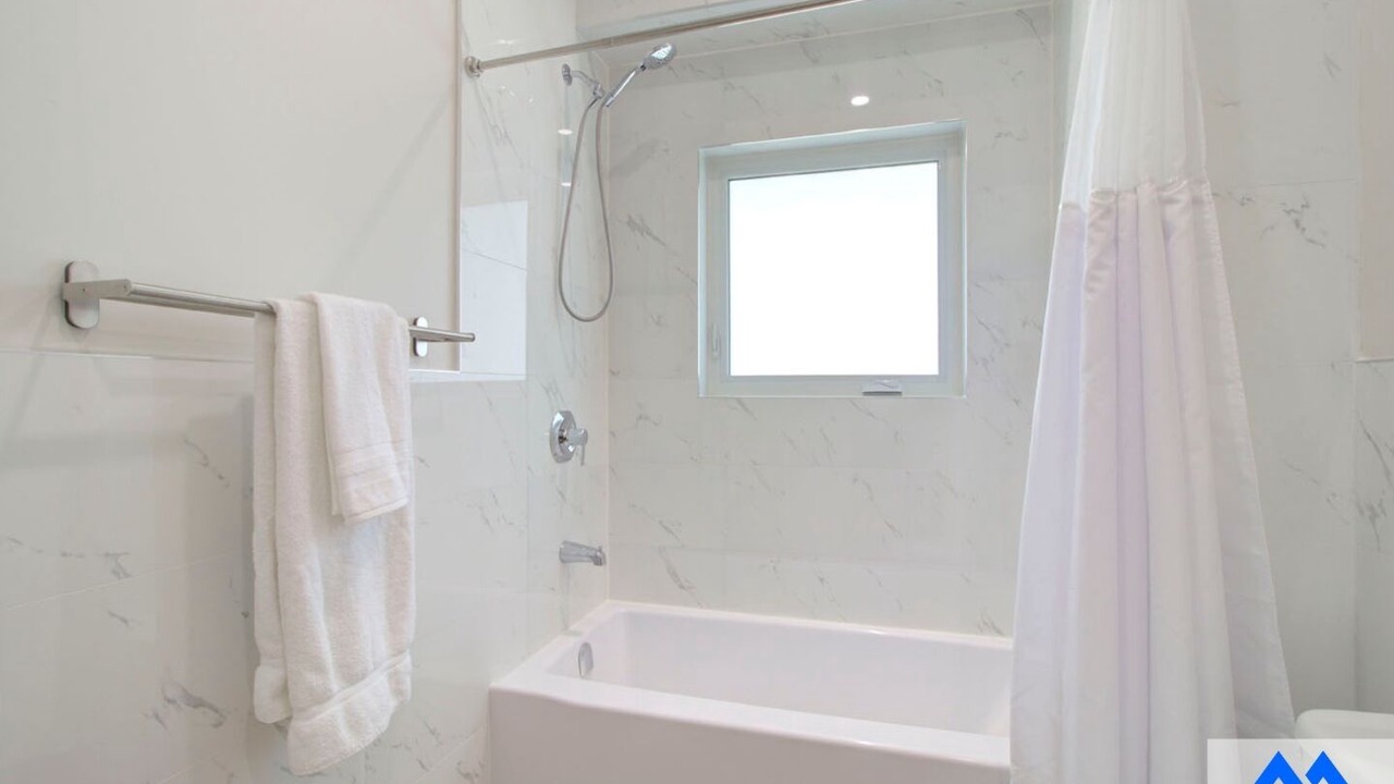 Photo of Bathroom in The Blue Mountains