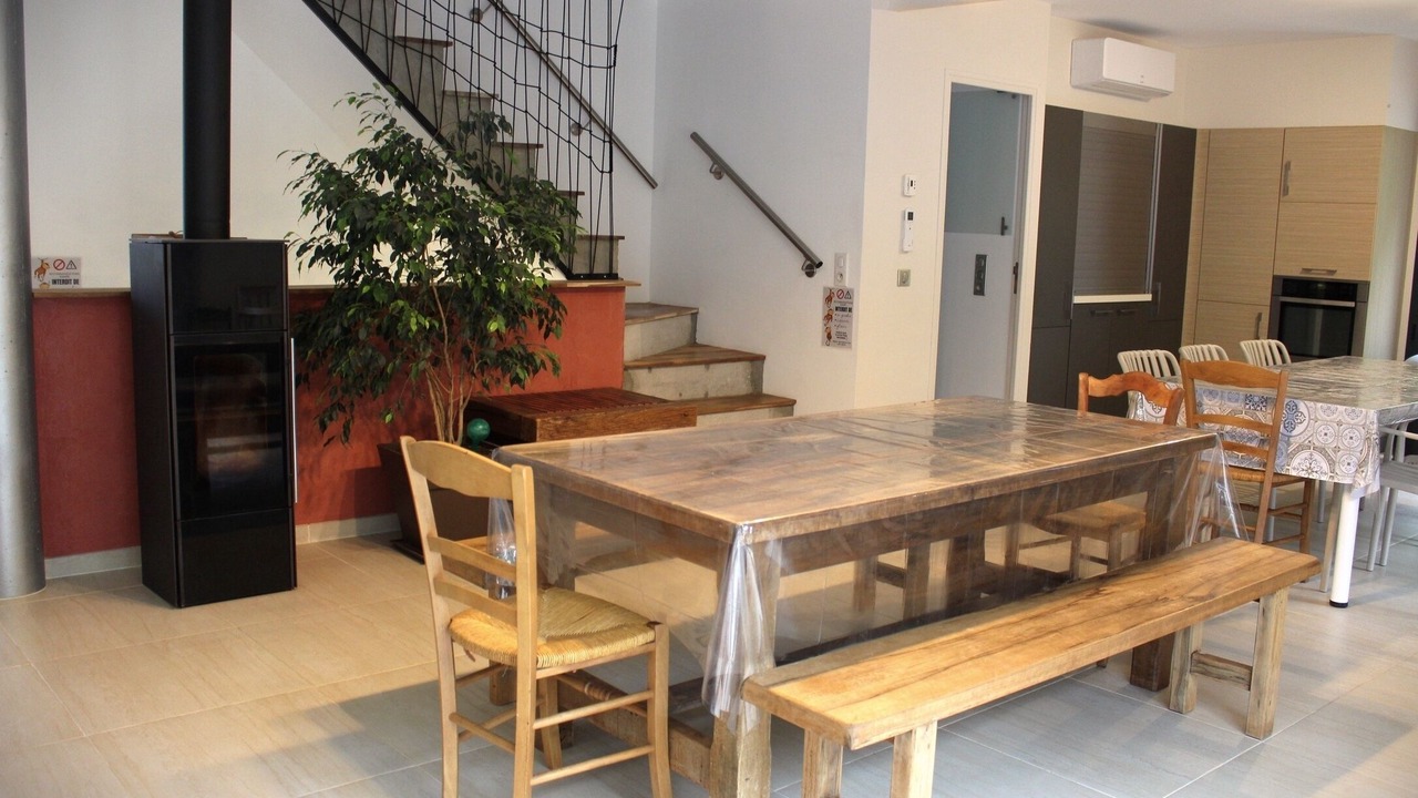 Photo of Others in Mansac