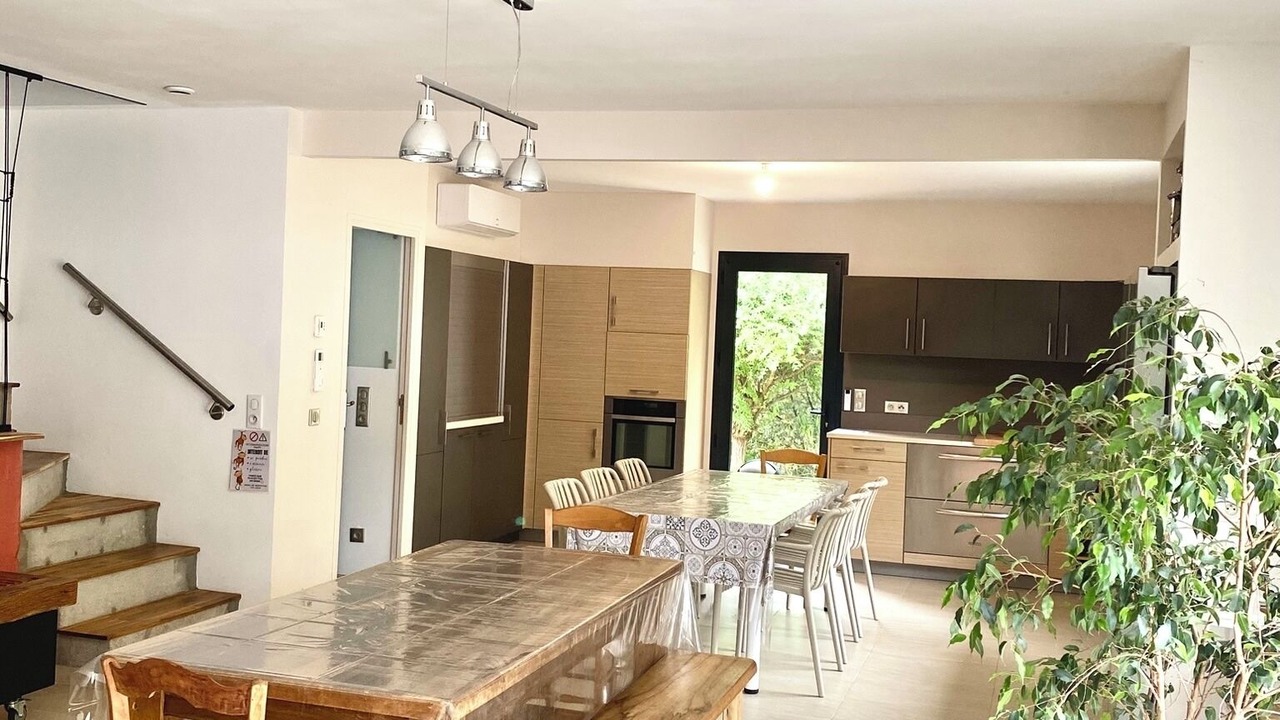 Photo of Others in Mansac