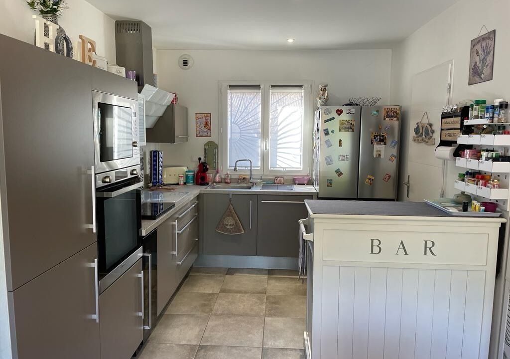 Photo of Kitchen in Meounes-les-Montrieux