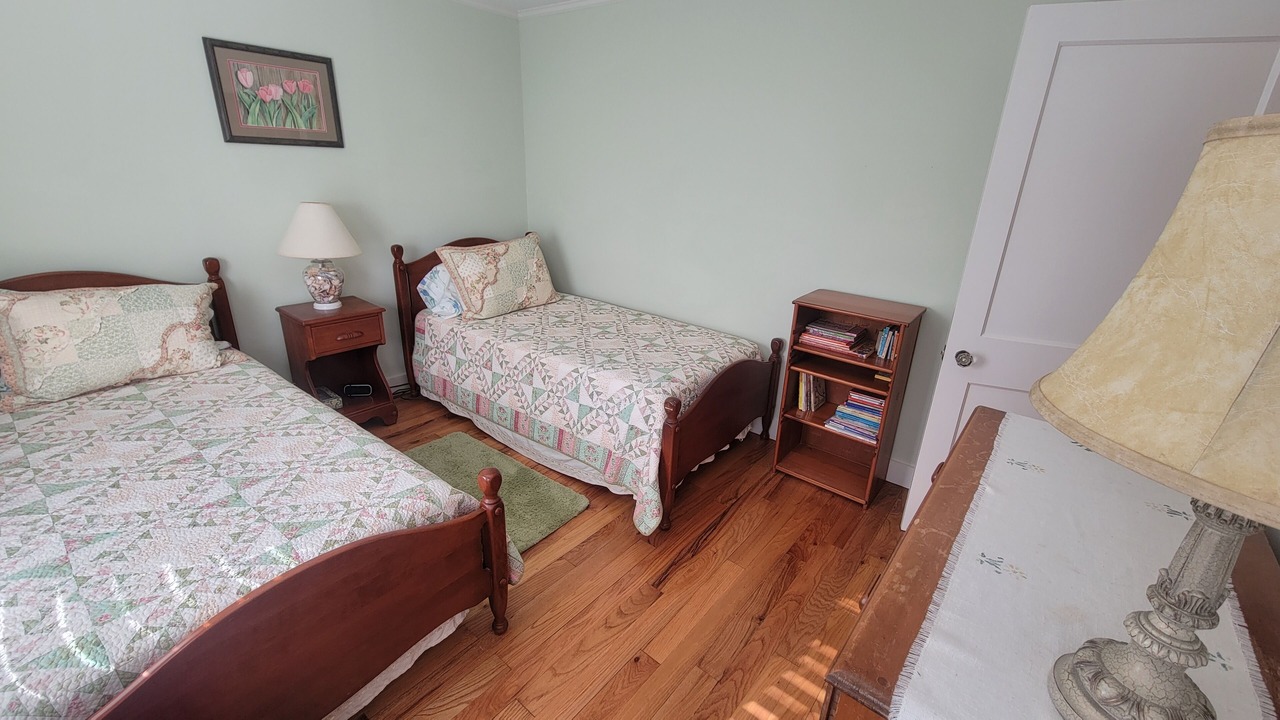 Photo of Bedroom in South Chatham