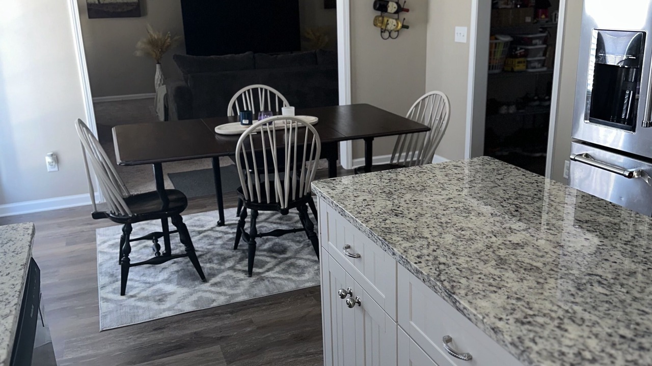 Photo of Others in Thomson