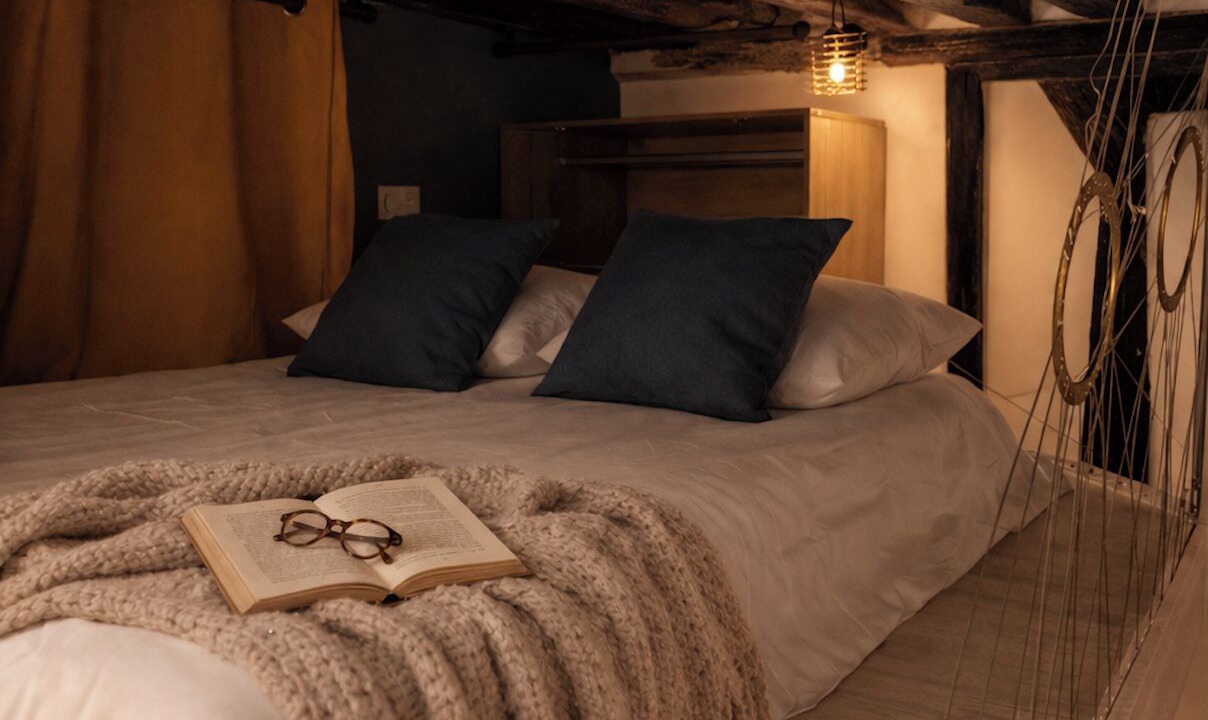 Photo of Bedroom in Val-de-Grace