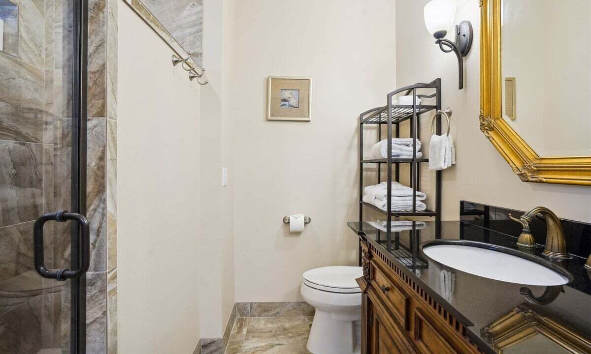 Photo of Bathroom in Tolovana Park
