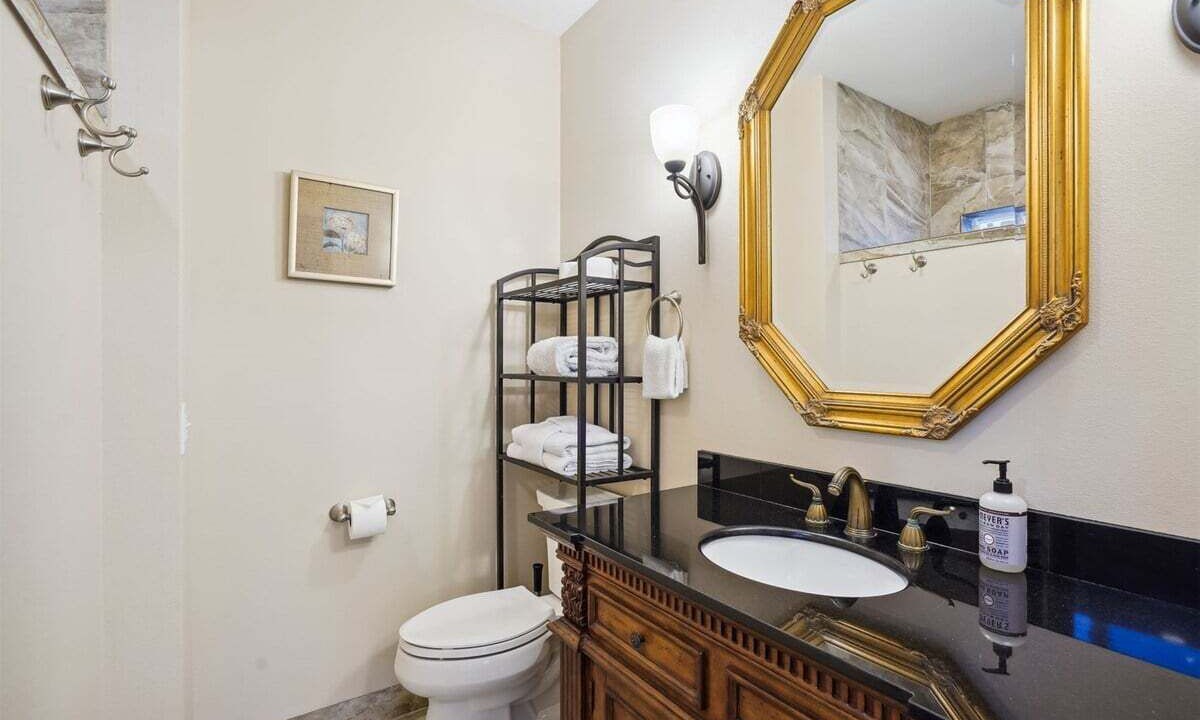 Photo of Bathroom in Tolovana Park