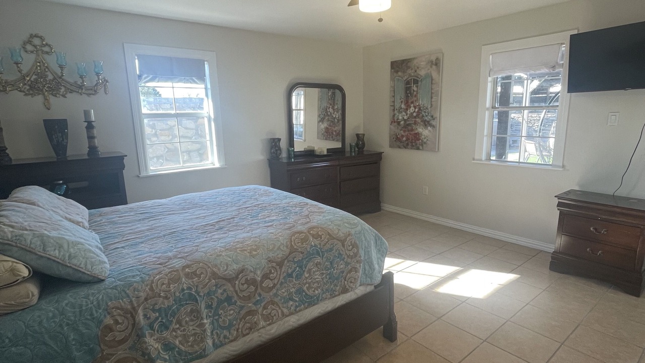 Photo of Bedroom in Biggs Field