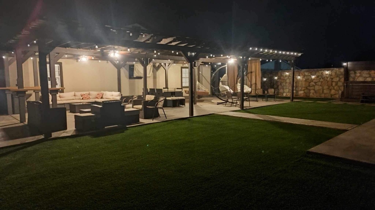 Photo of Patio Balcony in Biggs Field