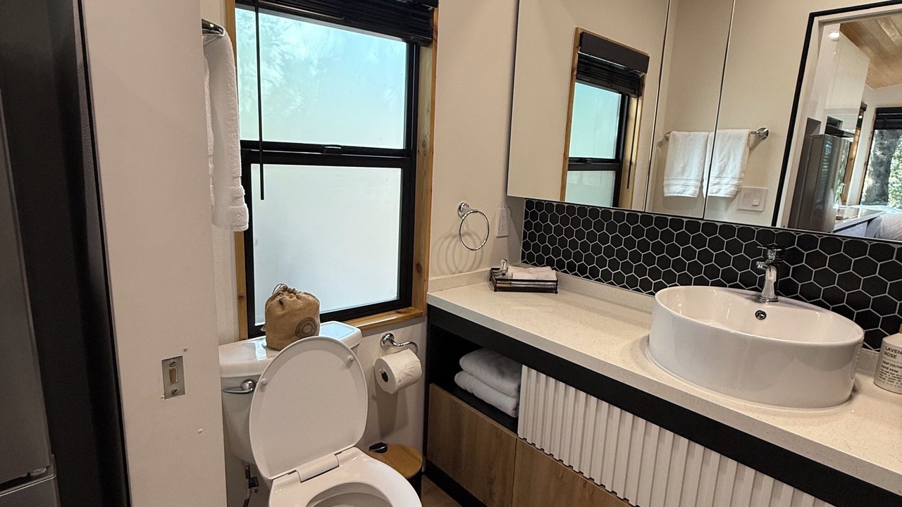 Photo of Bathroom in Altaville