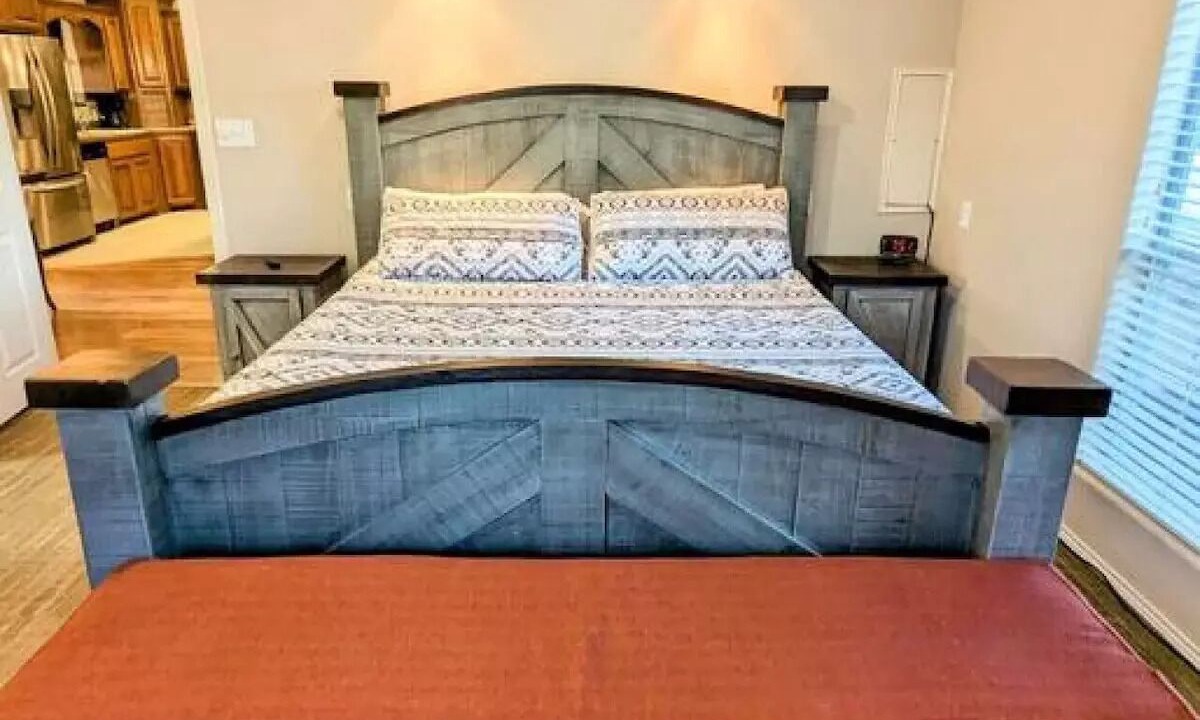 Photo of Bedroom in Davis