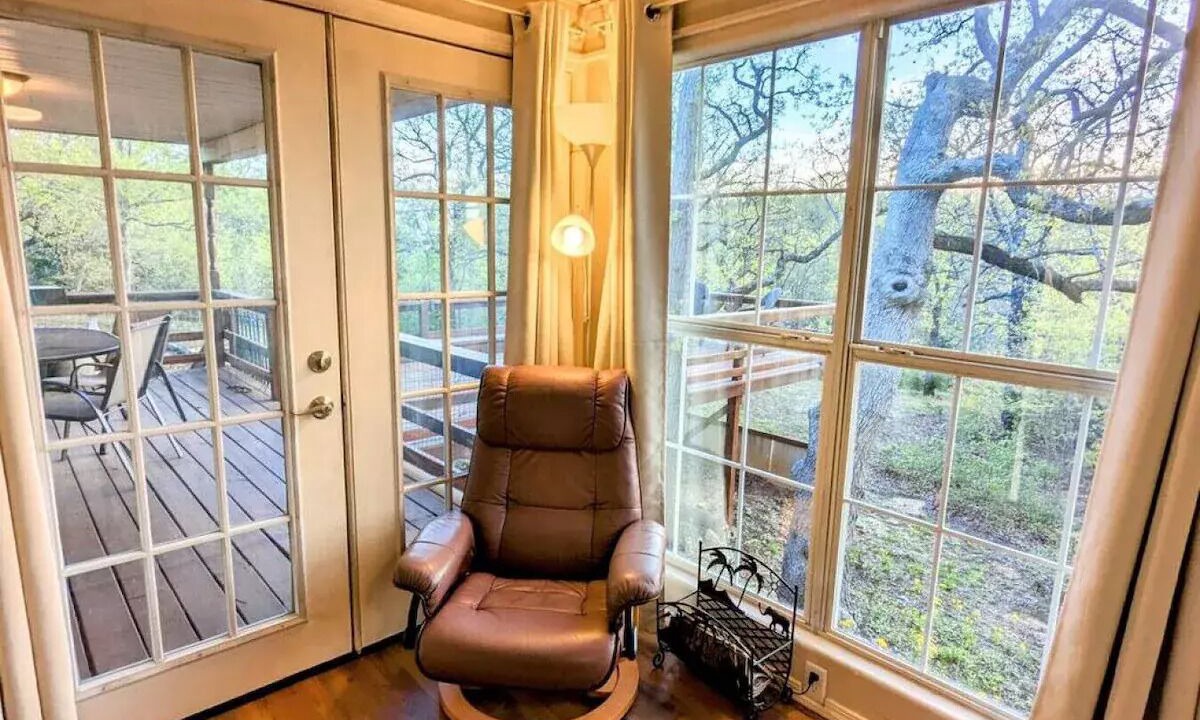 Photo of Livingroom in Davis