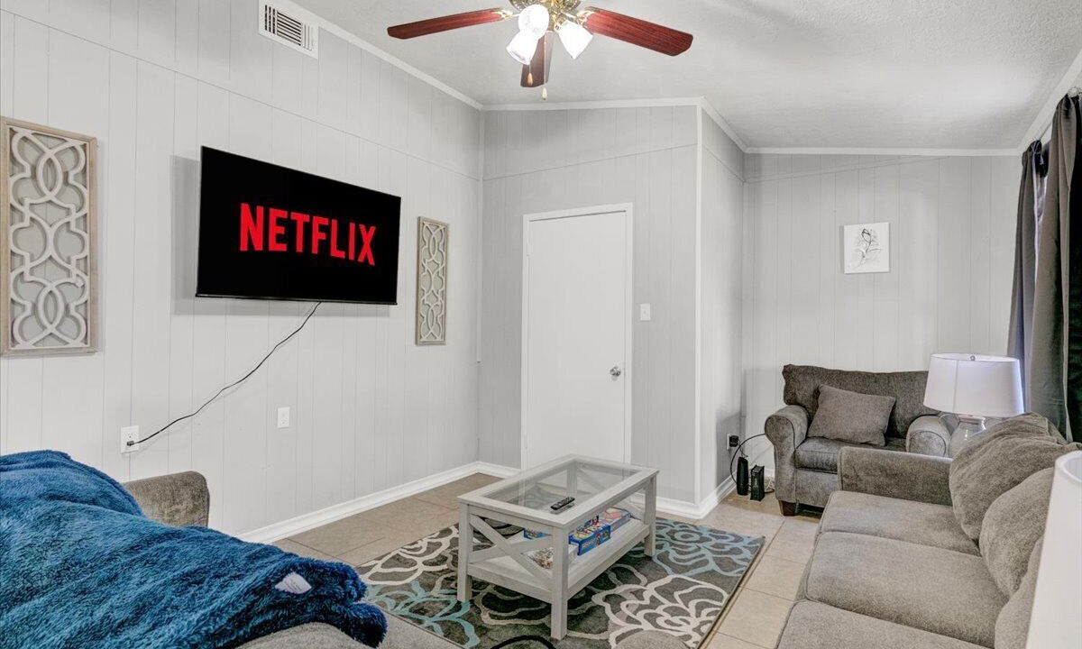 Photo of Livingroom in Groves
