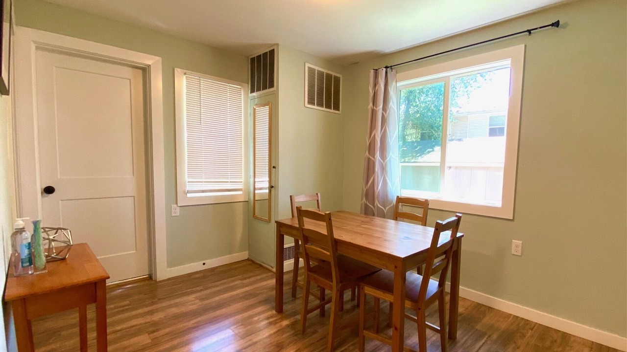 Photo of Others in Powellhurst-Gilbert